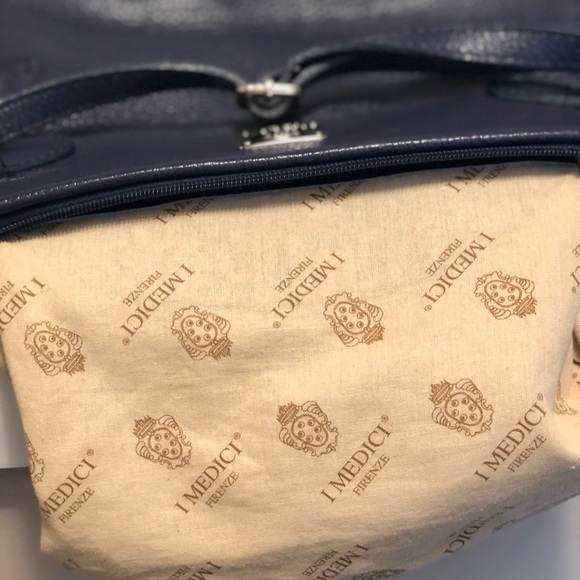 I MEDICI FIRENZE  ITALIAN LEATHER CROSS-BAG - Picture 9 of 9